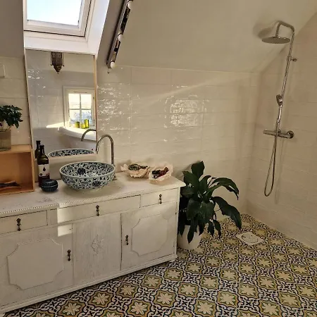 Beautiful House In The Heart Of The Apartment Bergen