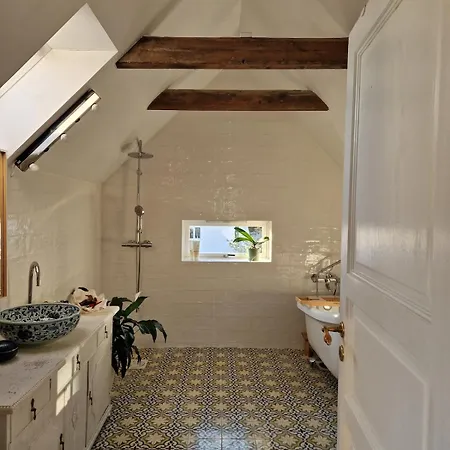 Apartment Beautiful House In The Heart Of The